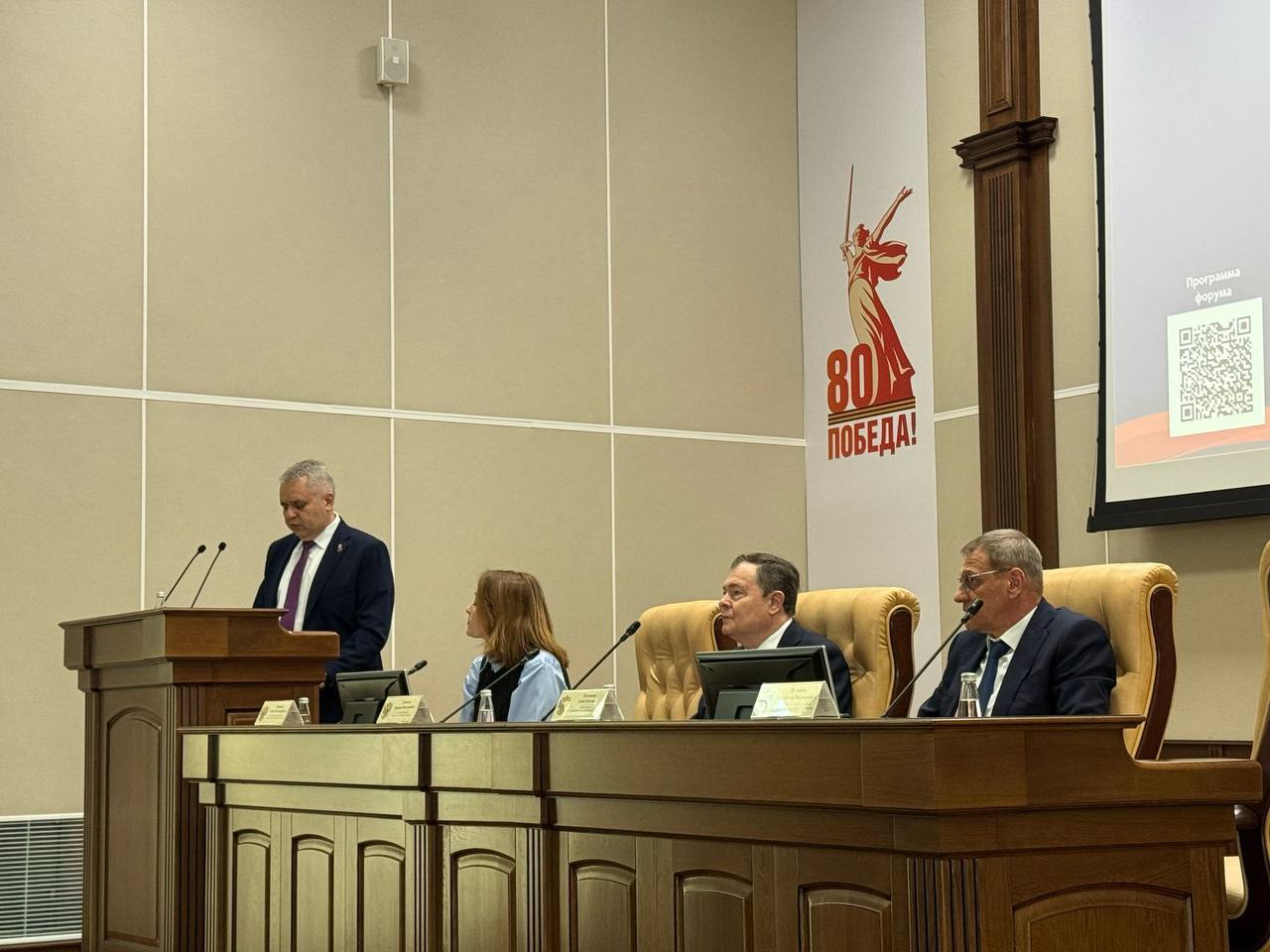 b770e584-6f17-47af-a6b7-4e6b19e36396